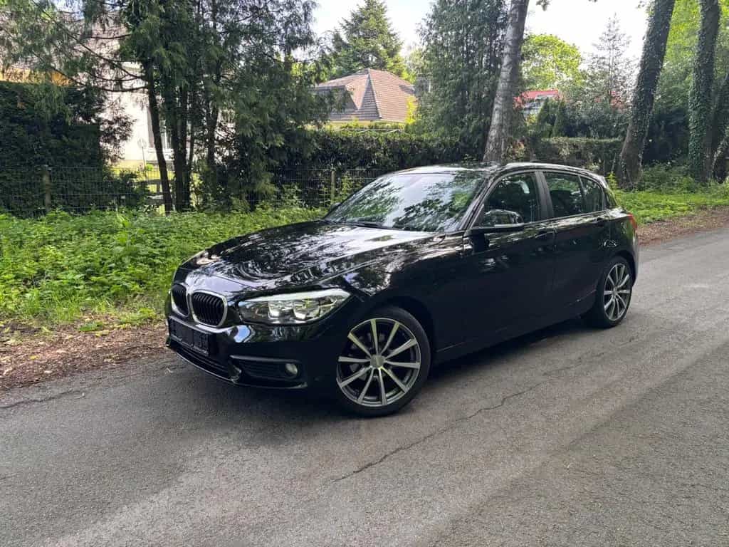 BMW 118 i Advantage*LED*SHZ*AHK*PDC*KAMERA 02/2018-photo-5