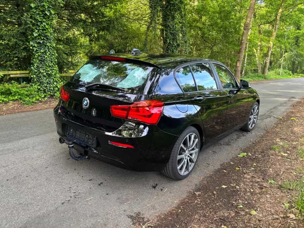 BMW 118 i Advantage*LED*SHZ*AHK*PDC*KAMERA 02/2018-photo-8