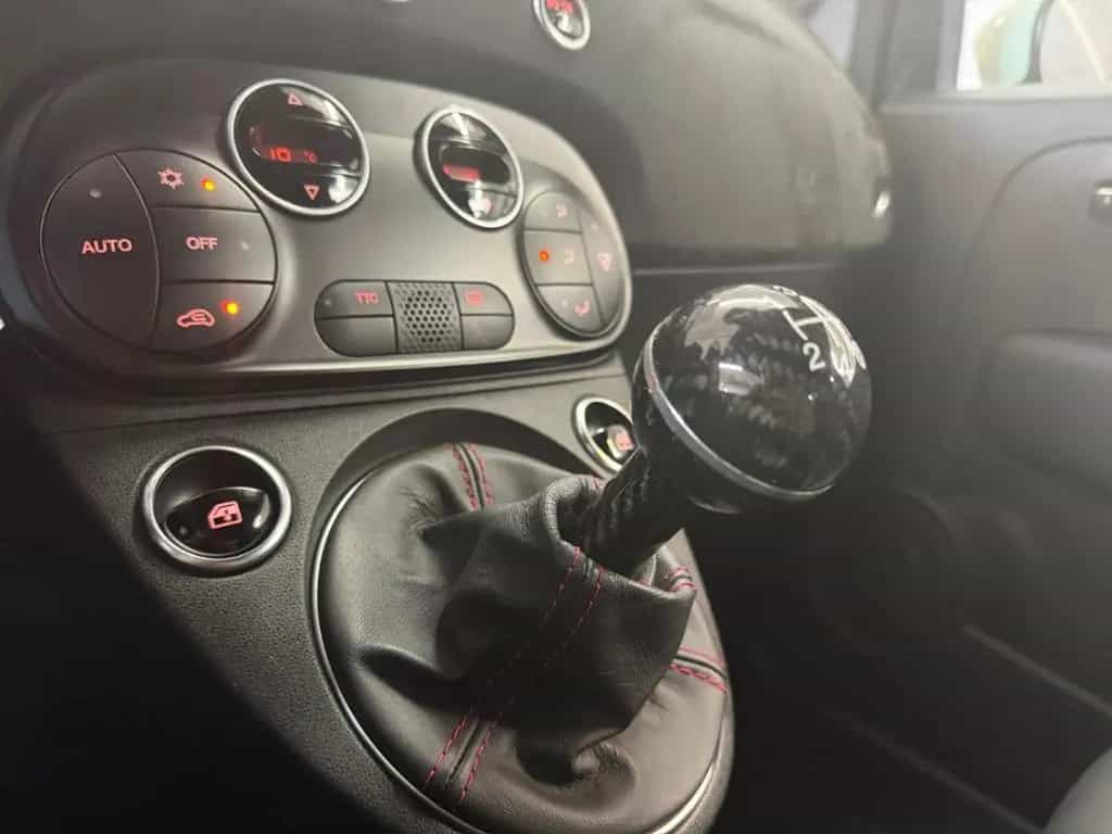 Abarth 695 ESSEESSE NAV APPLE/ANDROID ALU PDC BLUETOOTH 04/2022-photo-17
