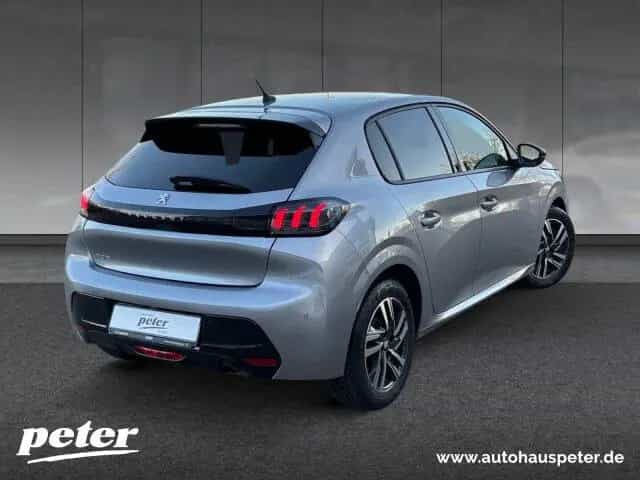 Peugeot 208 Allure Pack 100 +Klima+SHZ+Kamera+ 05/2023-photo-3