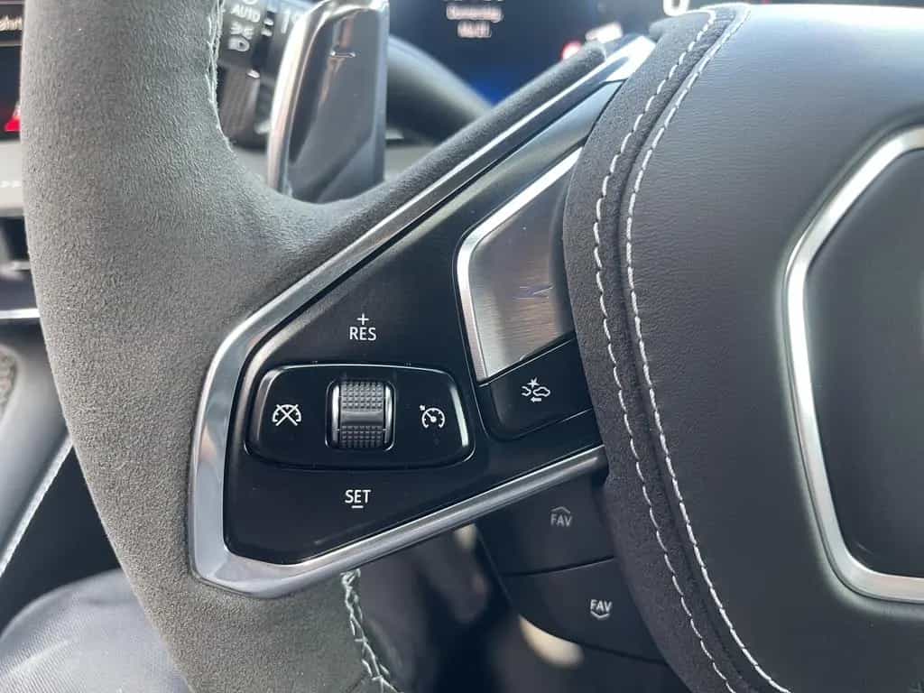 Corvette C8 Convertible/MJ 2026 null-photo-19