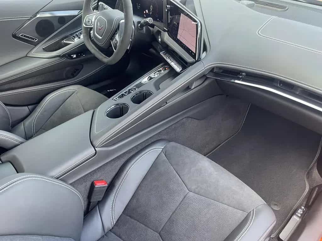 Corvette C8 Convertible/MJ 2026 null-photo-8
