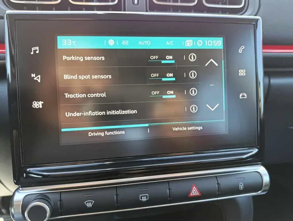 Citroën C3 Shine Navi LED Kamera TWA Tempomat 12/2017-photo-18