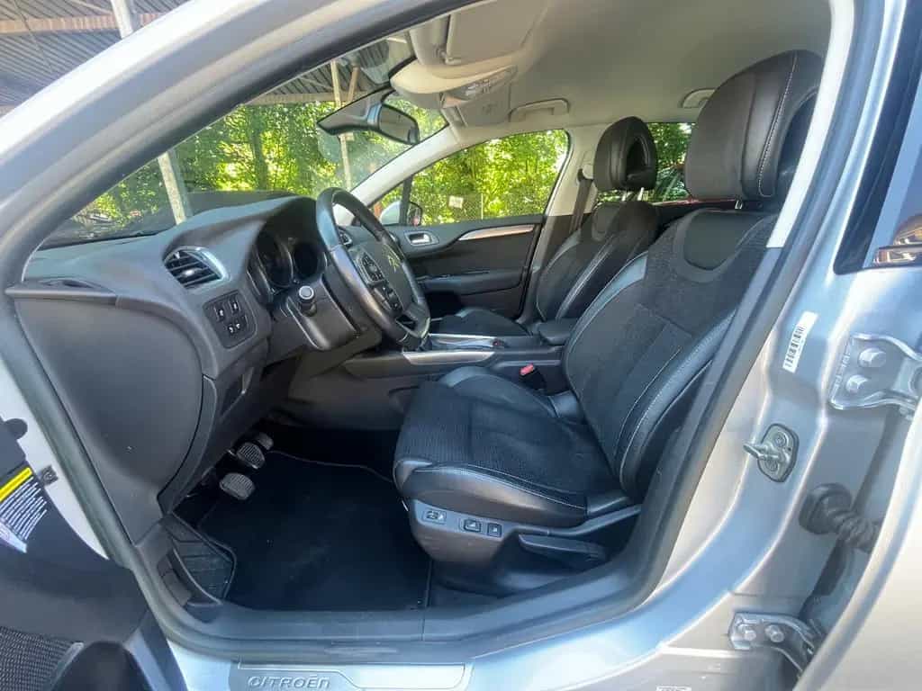 Citroën C4 Lim. Exclusive 1.6 Klimaauto NAVI PDC Tempo 07/2014-photo-11