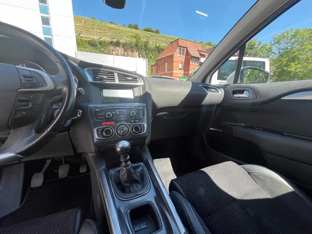 Citroën C4 Lim. Exclusive 1.6 Klimaauto NAVI PDC Tempo 07/2014-photo-15