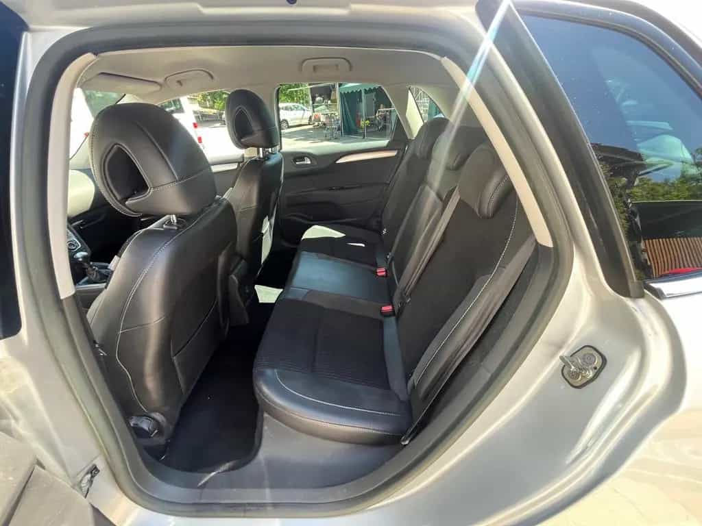 Citroën C4 Lim. Exclusive 1.6 Klimaauto NAVI PDC Tempo 07/2014-photo-18