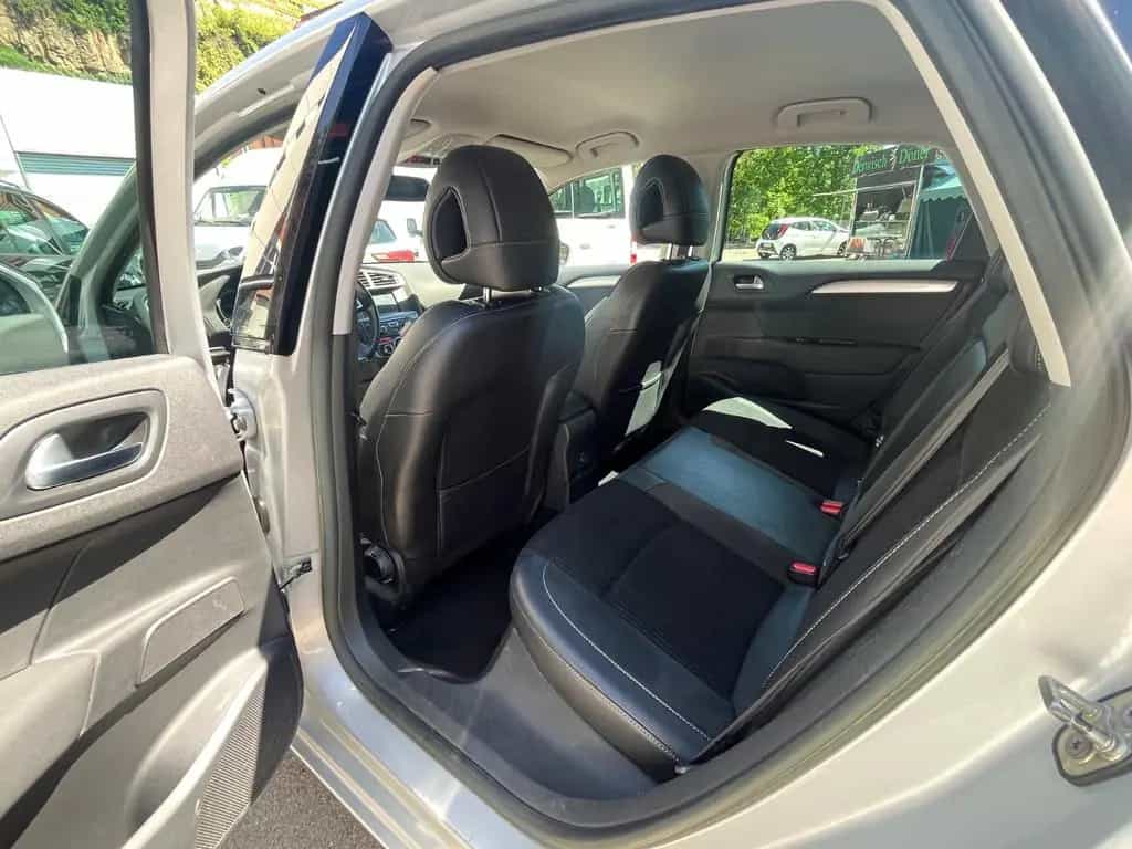 Citroën C4 Lim. Exclusive 1.6 Klimaauto NAVI PDC Tempo 07/2014-photo-19
