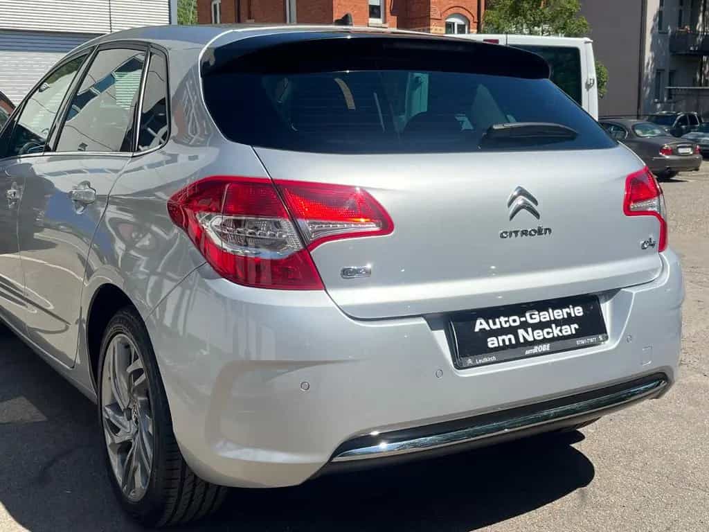 Citroën C4 Lim. Exclusive 1.6 Klimaauto NAVI PDC Tempo 07/2014-photo-7