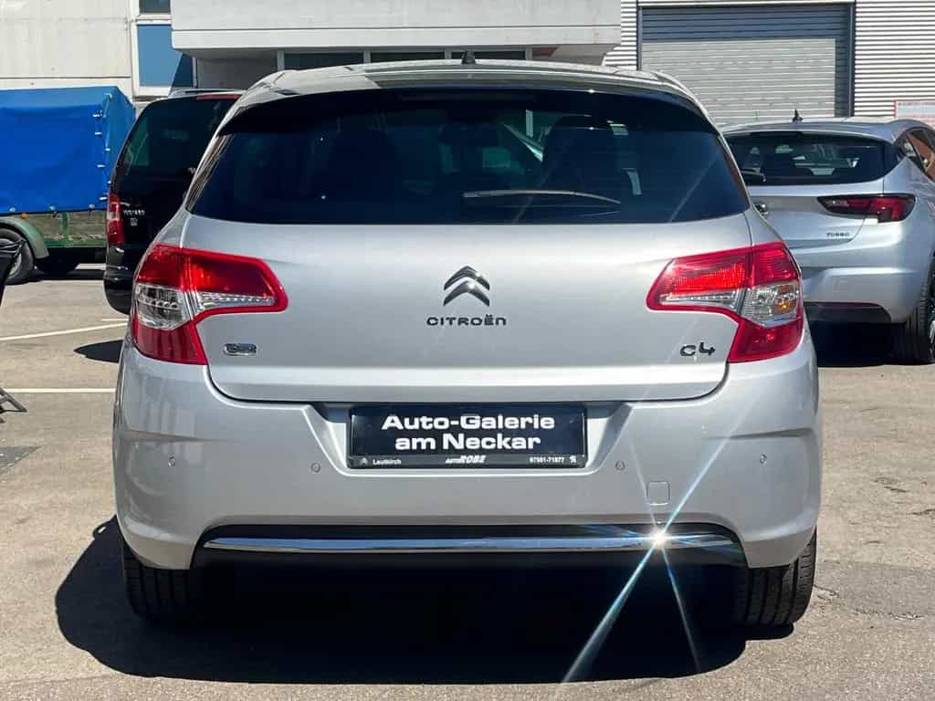 Citroën C4 Lim. Exclusive 1.6 Klimaauto NAVI PDC Tempo 07/2014-photo-8