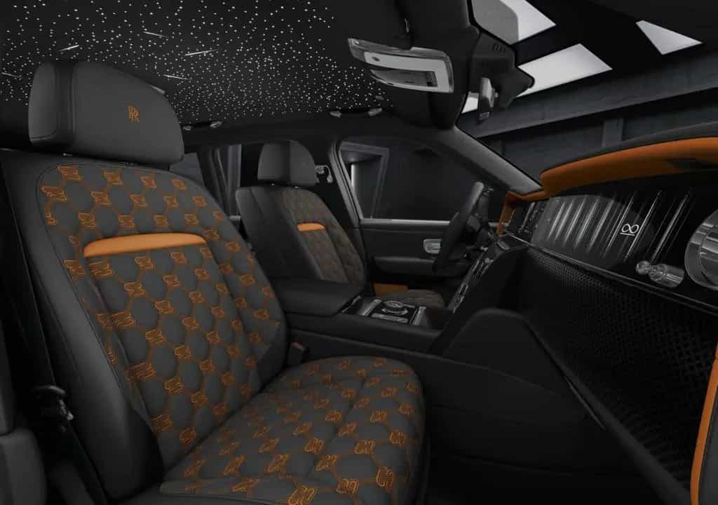 Rolls-Royce Cullinan BLACK BADGE /Produktion 2026 /ON STOCK null-photo-5