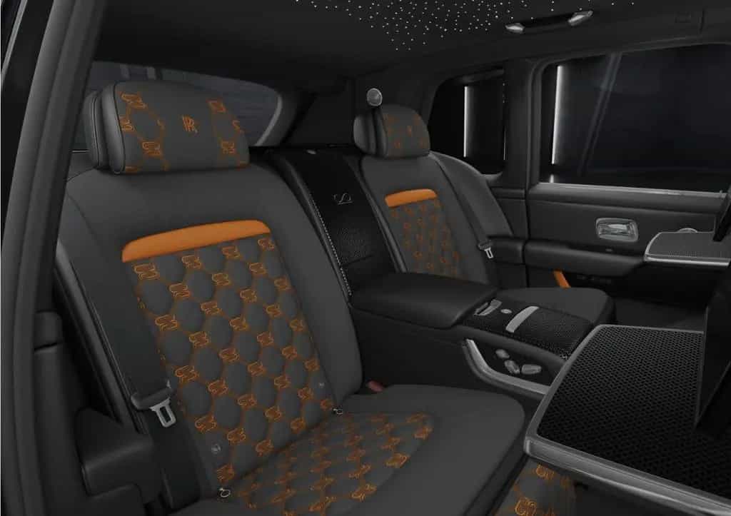 Rolls-Royce Cullinan BLACK BADGE /Produktion 2026 /ON STOCK null-photo-6