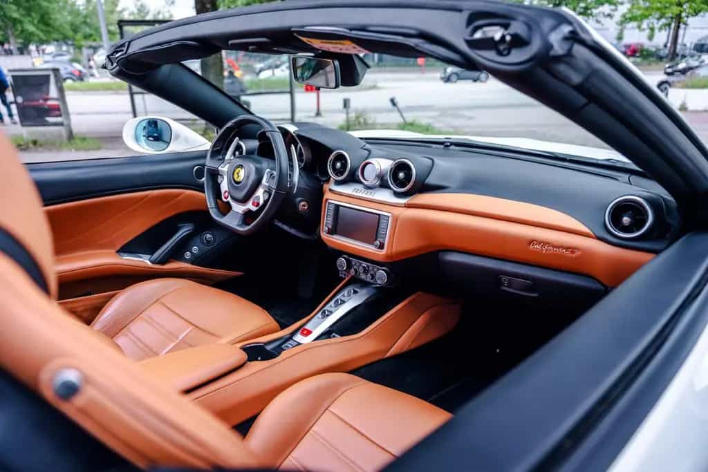 Ferrari California T *deutsch*2.Hand*Historie* 03/2015-photo-12