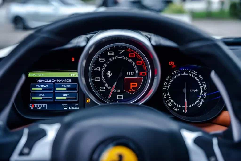 Ferrari California T *deutsch*2.Hand*Historie* 03/2015-photo-13