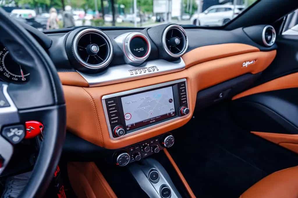 Ferrari California T *deutsch*2.Hand*Historie* 03/2015-photo-14