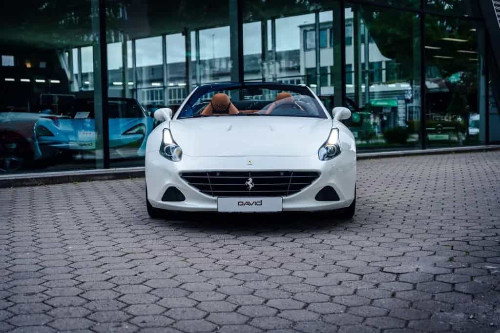 Ferrari California T *deutsch*2.Hand*Historie* 03/2015-photo-2