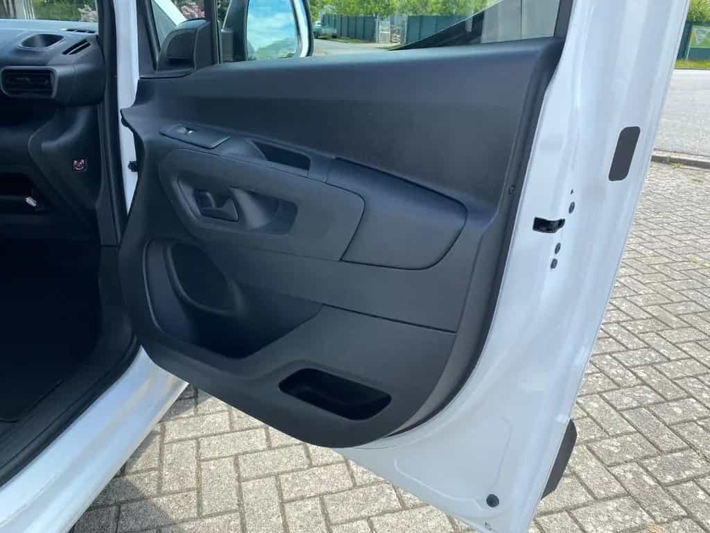 Citroën Berlingo Kasten Club M/L1 Klima 1,2 AHK MwSt 12/2019-photo-12