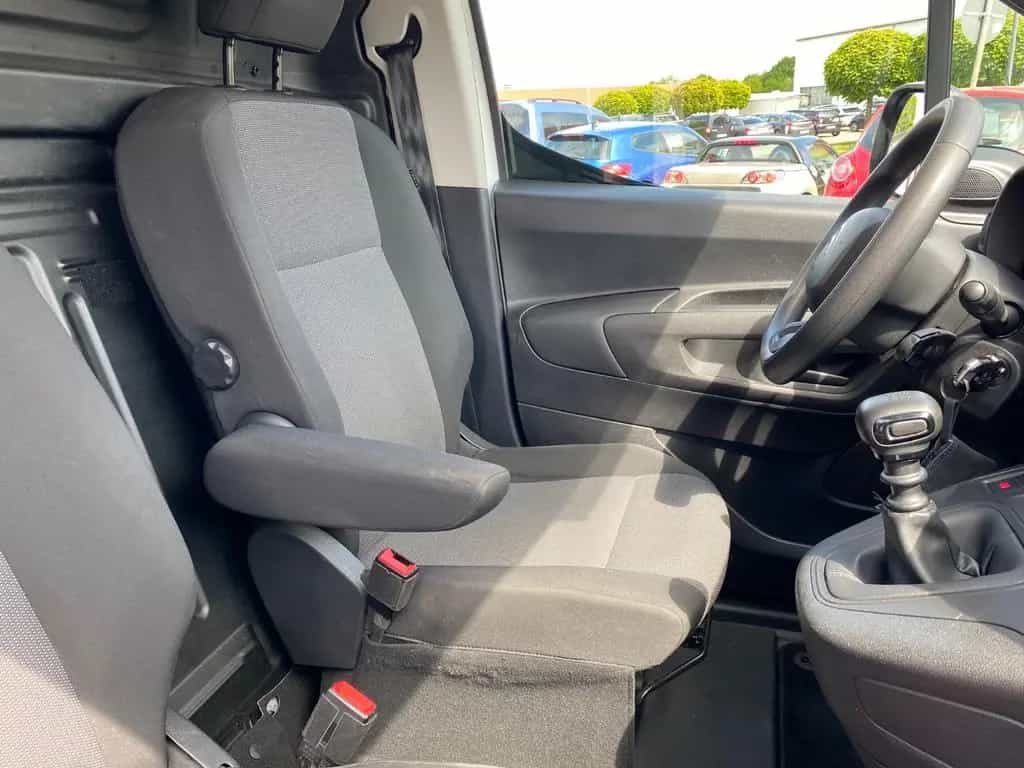 Citroën Berlingo Kasten Club M/L1 Klima 1,2 AHK MwSt 12/2019-photo-14