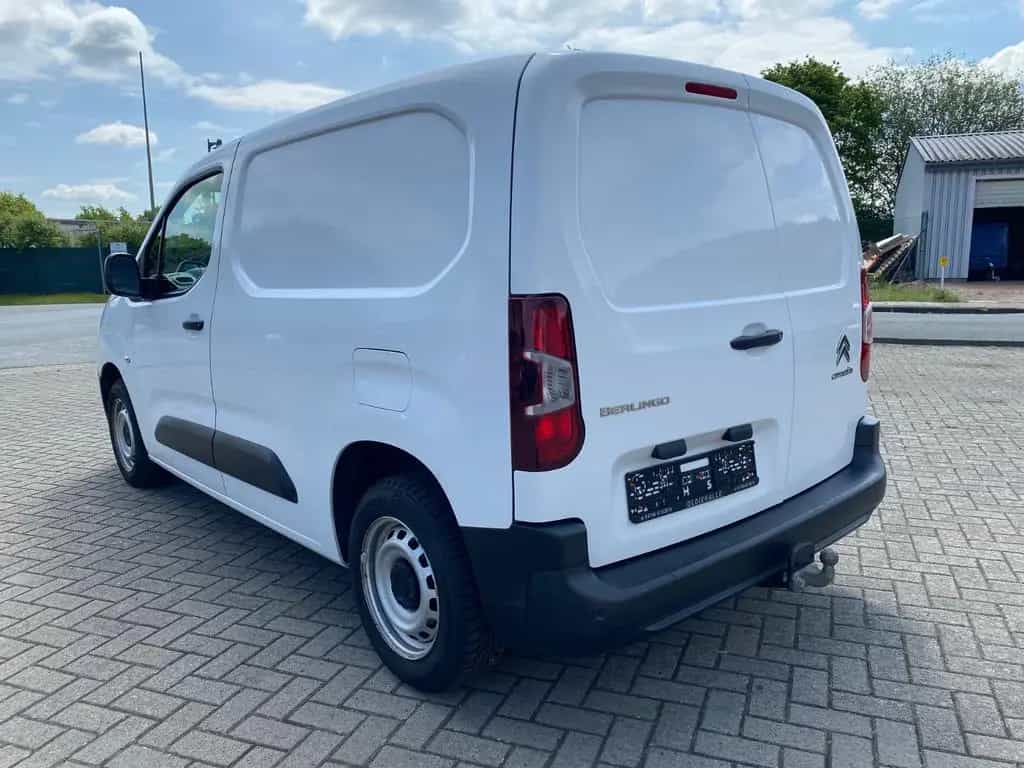 Citroën Berlingo Kasten Club M/L1 Klima 1,2 AHK MwSt 12/2019-photo-2