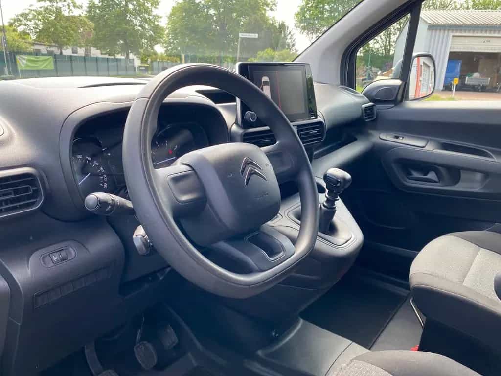 Citroën Berlingo Kasten Club M/L1 Klima 1,2 AHK MwSt 12/2019-photo-29