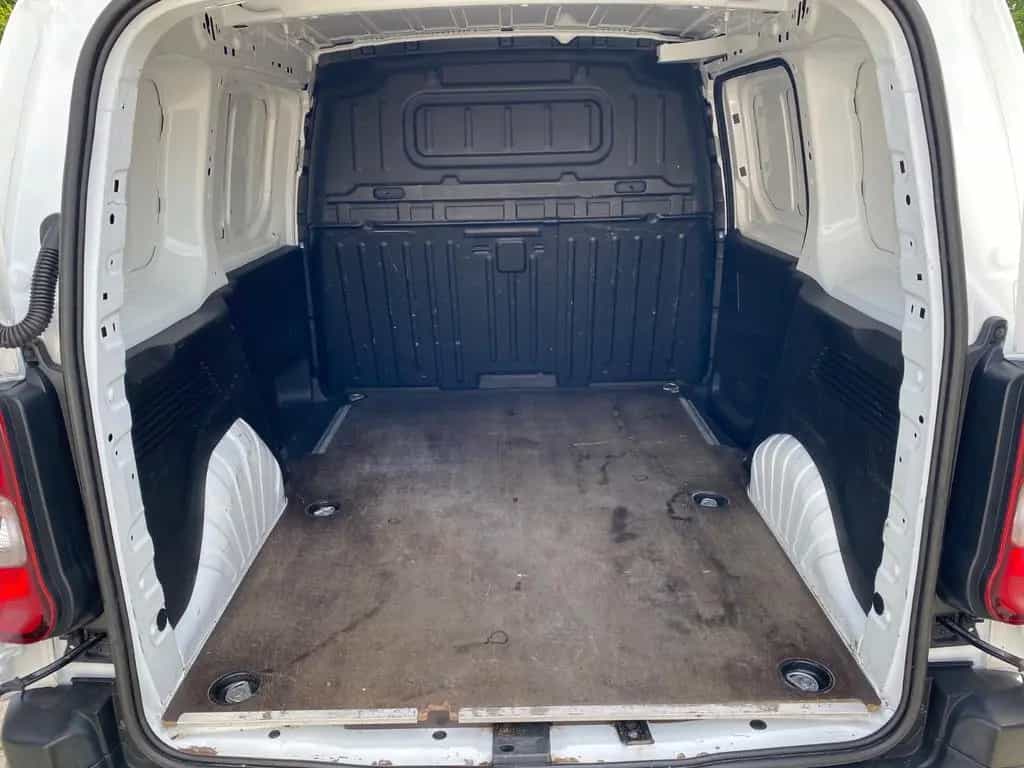 Citroën Berlingo Kasten Club M/L1 Klima 1,2 AHK MwSt 12/2019-photo-9