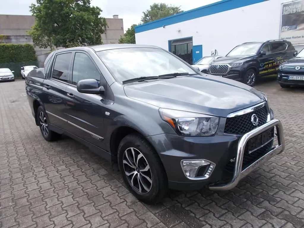 Ssangyong Actyon Sports Sapphire 4WD, AHK, zus.Winterräder 05/2016-photo-2