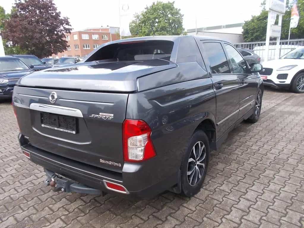 Ssangyong Actyon Sports Sapphire 4WD, AHK, zus.Winterräder 05/2016-photo-4