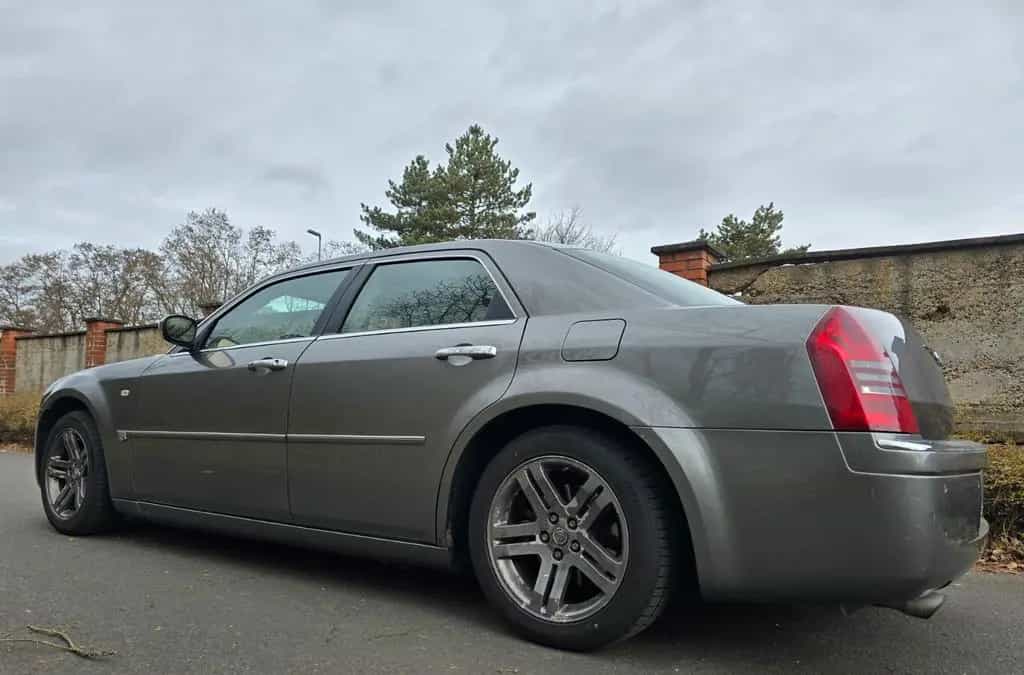Chrysler 300C 3.0 CRD Autom. - 09/2007-photo-2