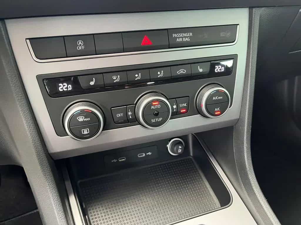 Seat Ateca FR 1.5 TSI DSG Virtual Cockpit 03/2023-photo-19