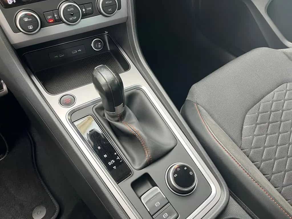 Seat Ateca FR 1.5 TSI DSG Virtual Cockpit 03/2023-photo-8