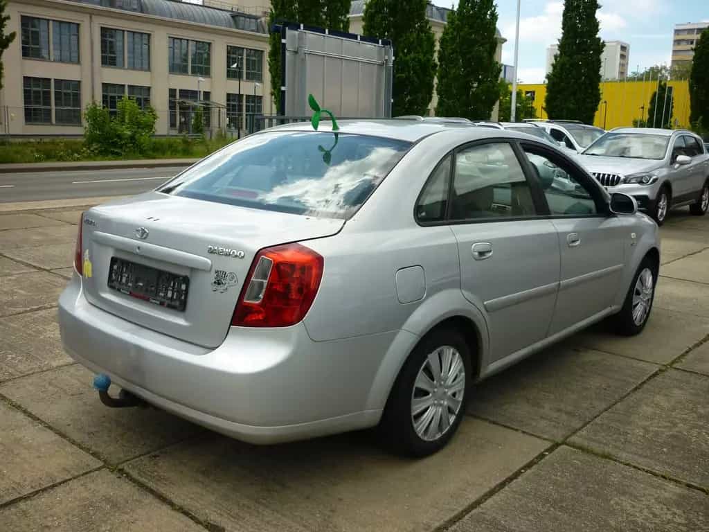 Daewoo Nubira 1,8 CDX Cool Klimaautomatik! 11/2004-photo-3