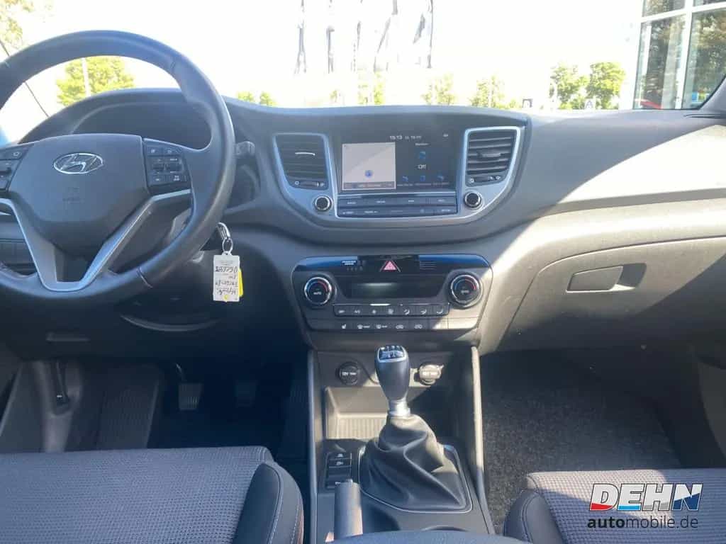 Hyundai TUCSON 1.6 T-GDI Edition Trend Navi Kamera 12/2017-photo-7