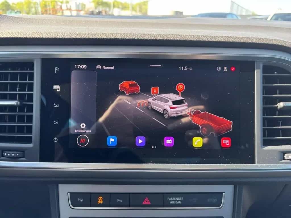Seat Ateca 2.0 TSI FR 4Drive LED Navi AHK Beats eSitz 06/2023-photo-24