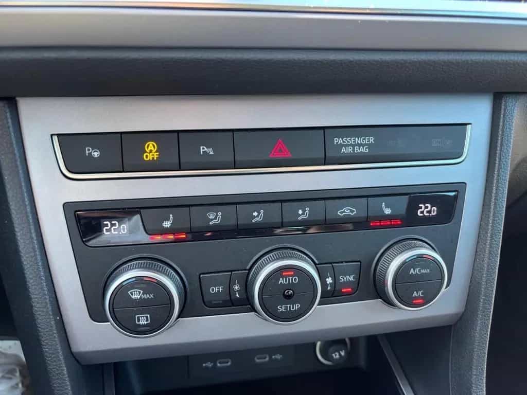 Seat Ateca 2.0 TSI FR 4Drive LED Navi AHK Beats eSitz 06/2023-photo-25