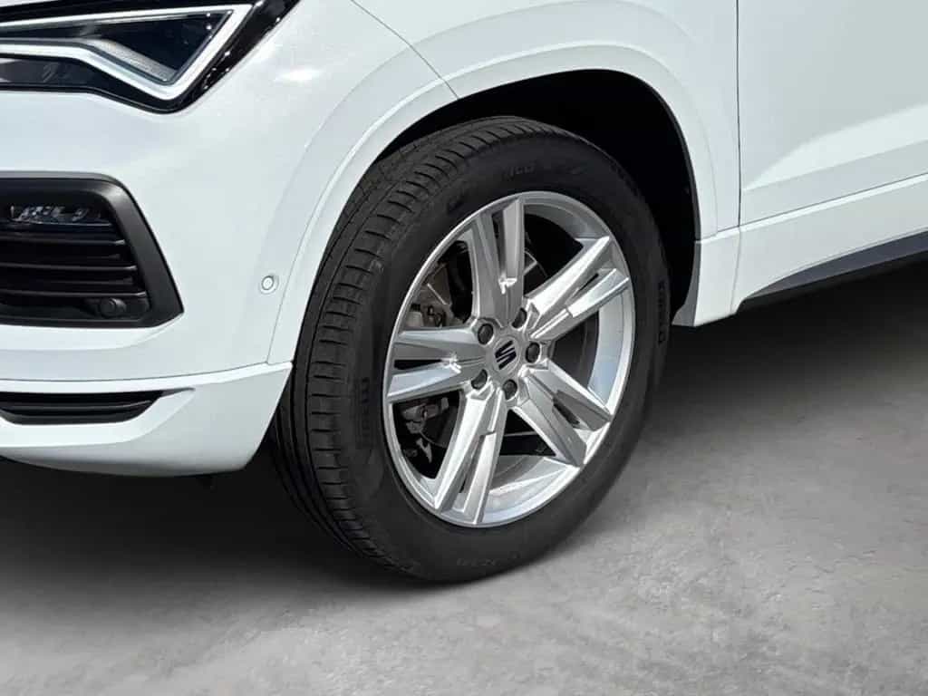 Seat Ateca 2.0 TSI FR 4Drive LED Navi AHK Beats eSitz 06/2023-photo-7