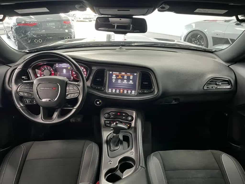 Dodge Challenger 3,6l V6 SXT/SHZ/Navi/Apple 10/2023-photo-11