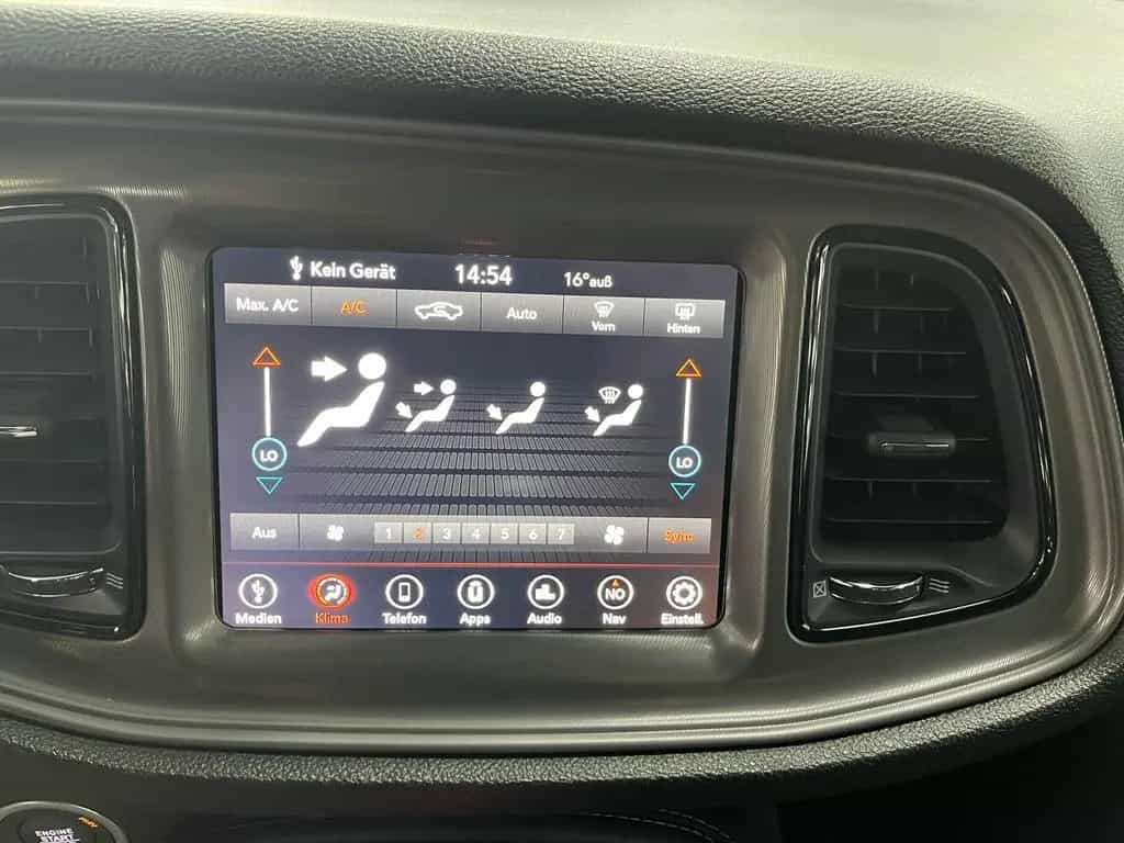 Dodge Challenger 3,6l V6 SXT/SHZ/Navi/Apple 10/2023-photo-19