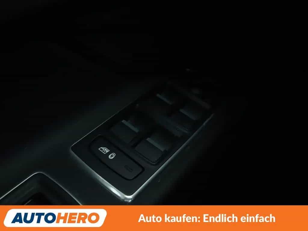 Jaguar XF 30t Prestige AWD Aut.*NAVI*BiXENON*CAM*TEMPO* 01/2018-photo-25