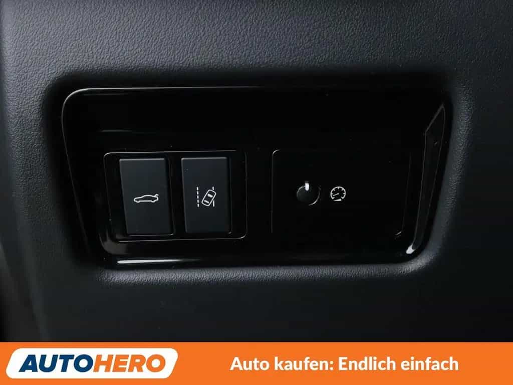 Jaguar XF 30t Prestige AWD Aut.*NAVI*BiXENON*CAM*TEMPO* 01/2018-photo-30