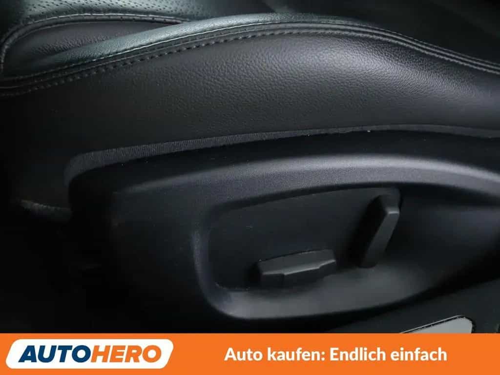 Jaguar XF 30t Prestige AWD Aut.*NAVI*BiXENON*CAM*TEMPO* 01/2018-photo-32