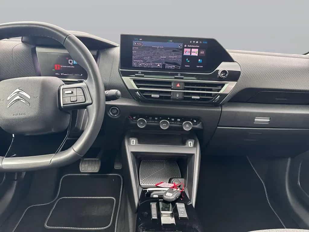Citroën C4 PureTech 130 EAT8 Shine 10/2023-photo-12