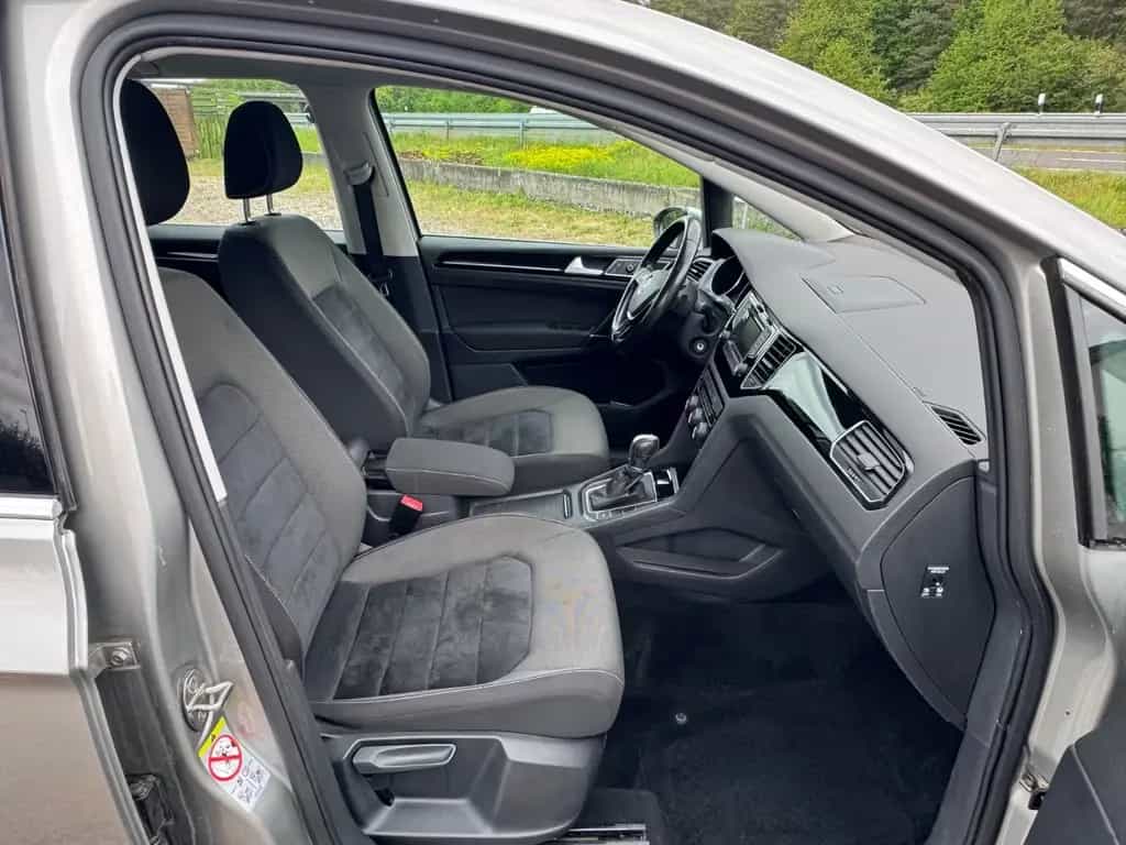 Volkswagen Golf Sportsvan Highline 1.4 TSi 1 Hand 05/2017-photo-21
