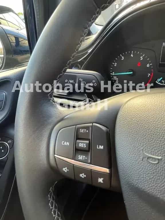 Ford Fiesta Titanium 100 PS / B&O+5.Türig+Navi 03/2019-photo-18