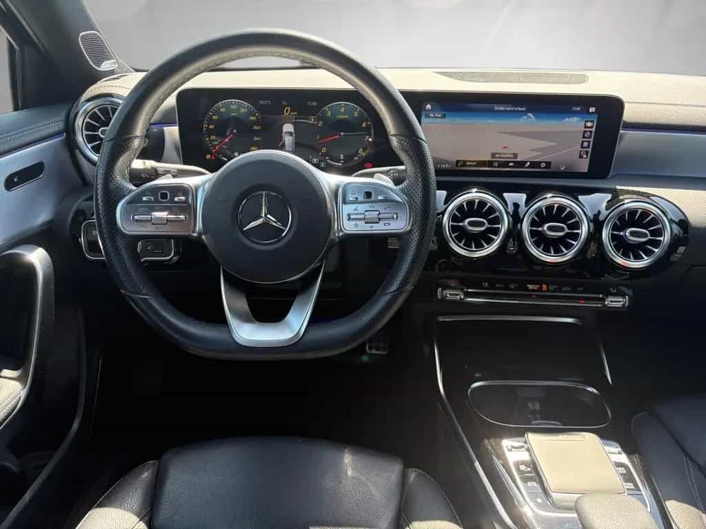Mercedes-Benz A 35 AMG 4M Night Burmester MBUX Leder LED 10/2020-photo-17