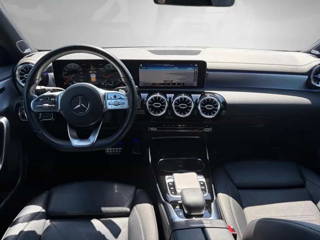 Mercedes-Benz A 35 AMG 4M Night Burmester MBUX Leder LED 10/2020-photo-22