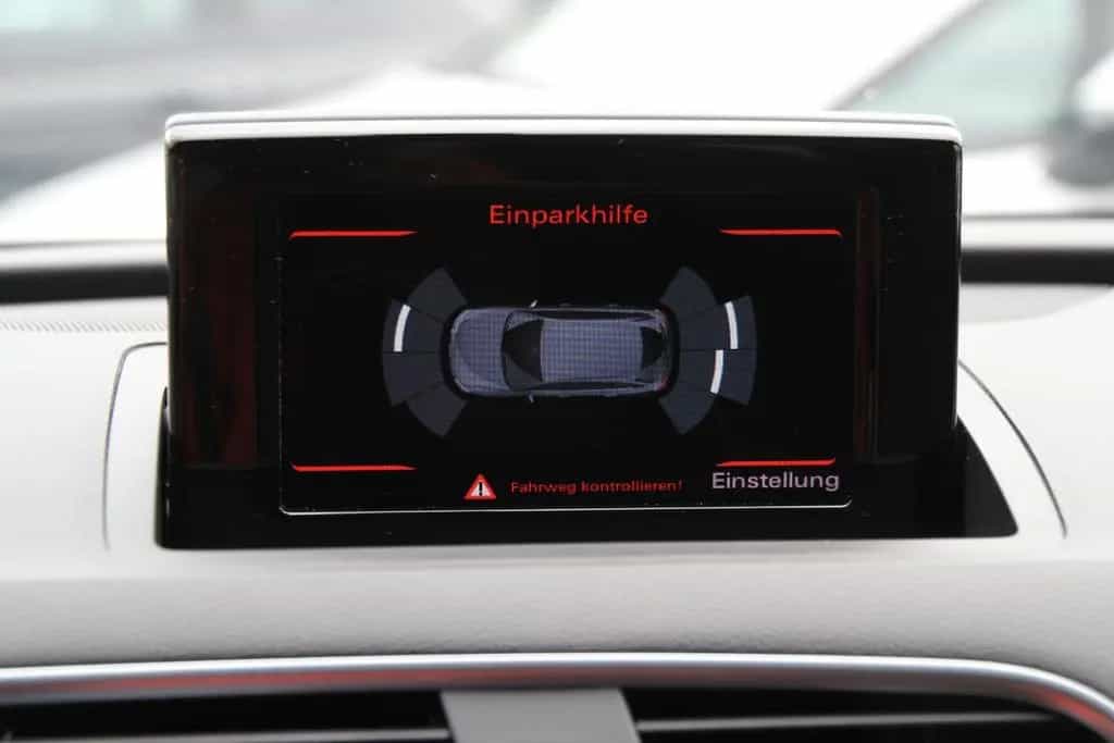 Audi Q3 sport NAVI+ALU+SHZ+KLIMAAUT+PDC 07/2018-photo-20