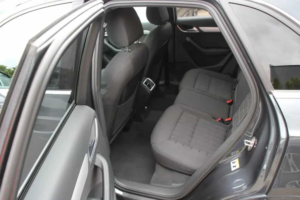 Audi Q3 sport NAVI+ALU+SHZ+KLIMAAUT+PDC 07/2018-photo-25
