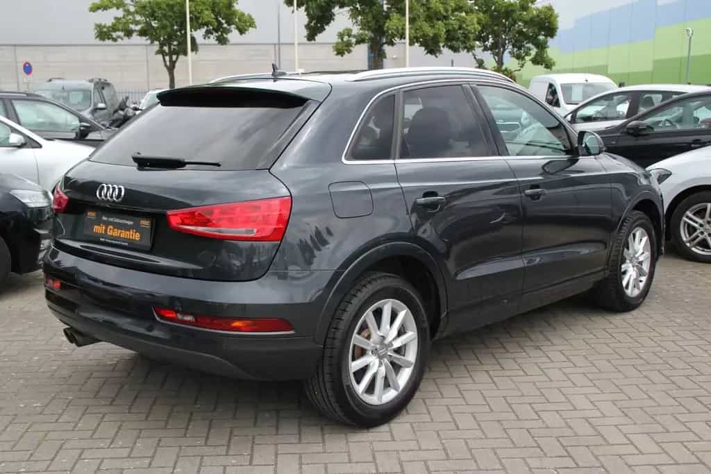 Audi Q3 sport NAVI+ALU+SHZ+KLIMAAUT+PDC 07/2018-photo-5