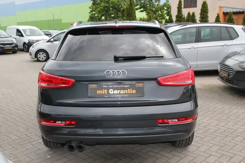 Audi Q3 sport NAVI+ALU+SHZ+KLIMAAUT+PDC 07/2018-photo-6
