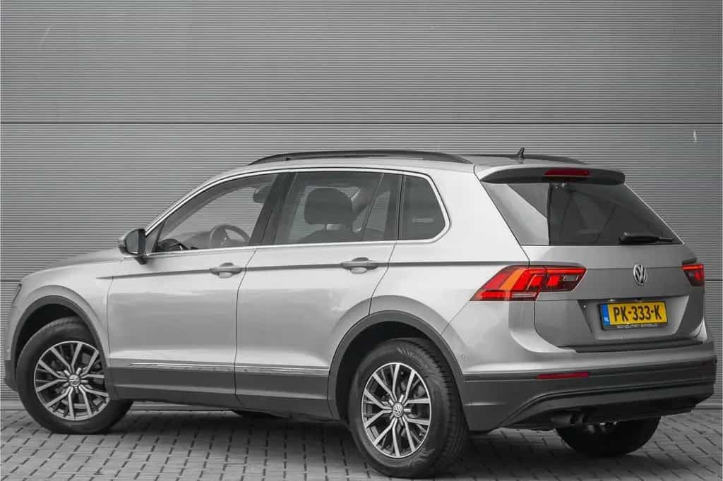 Volkswagen Tiguan 1.4 TSI Highline Pano LED CarPlay Camera 11/2016-photo-10