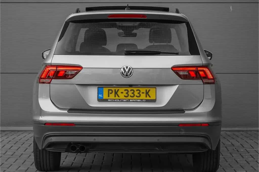 Volkswagen Tiguan 1.4 TSI Highline Pano LED CarPlay Camera 11/2016-photo-11